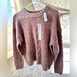 Women’s Sweater new with tags